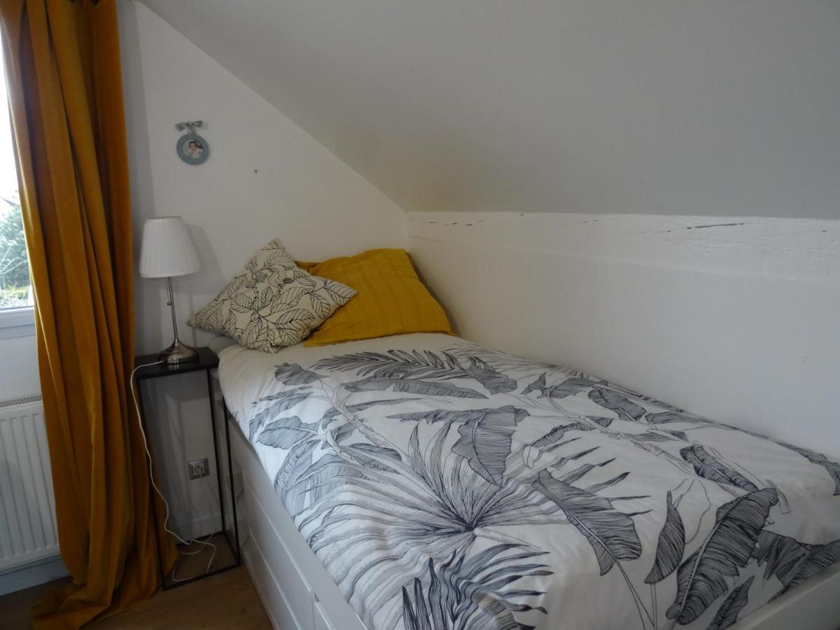 Maison D'Hotes Les Roses Tremieres Saclay Exterior foto